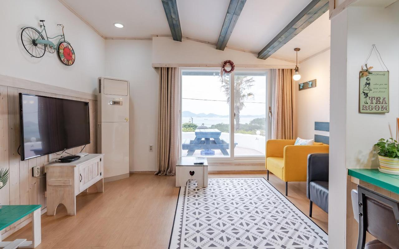 Soulmate Pension Namhae Εξωτερικό φωτογραφία